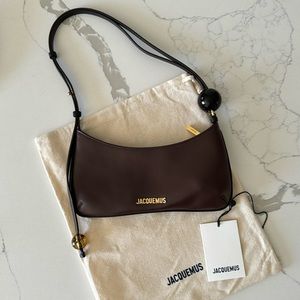 JACQUEMUS Le Bisou Perle shoulder bag